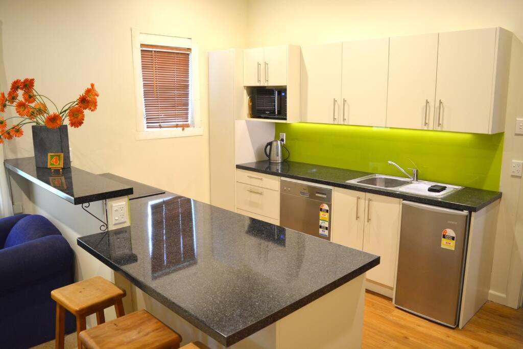 Riverlea Cottage - Cosy, Comfy, Quiet, Central Таумарунуі Екстер'єр фото